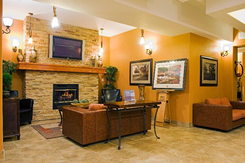Holiday Inn Express Grande Prairie By Ihg Exterior photo